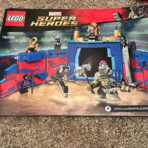 Lego Thor vs. Hulk Arena Clash
